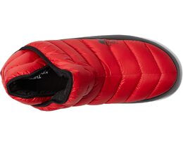 The North Face: Красные ботинки  Thermoball Traction