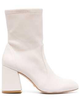 Stuart Weitzman: Белые ботинки 
