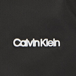 Calvin Klein: Чёрная сумка