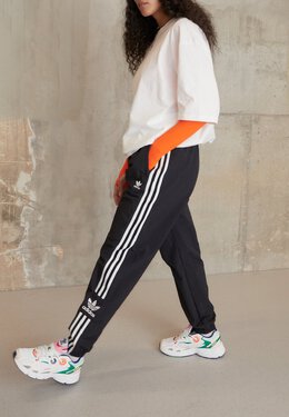 Adidas Originals: Спортивные брюки  Originals