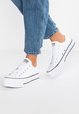 Converse: Белые кроссовки 