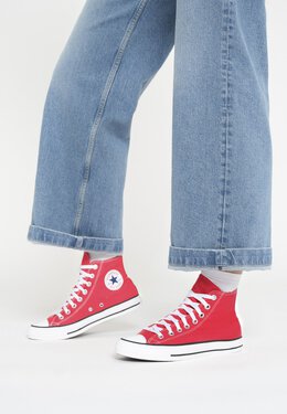 Converse: Красные кроссовки 