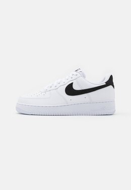 Nike: Белые кроссовки  Air Force 1