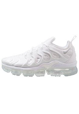 Nike: Белые кроссовки  Air Vapormax Plus