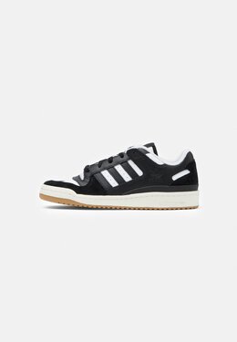 Adidas Originals: Чёрные кроссовки  Originals