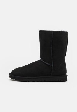 UGG: Чёрные угги  Classic Short