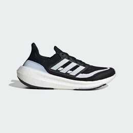 Adidas: Светлые кроссовки UltraBoost