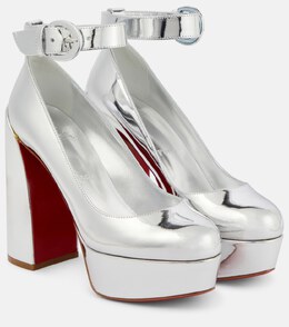 Christian Louboutin: Серебристые туфли 