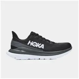 HOKA: Чёрные кроссовки 