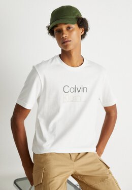 Calvin Klein: Футболка с принтом 