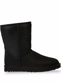 Ugg Australia: Чёрные ботинки  Classic Short II