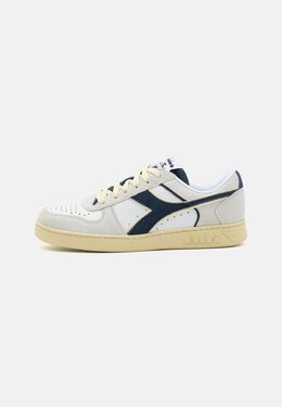 Diadora: Белые кроссовки