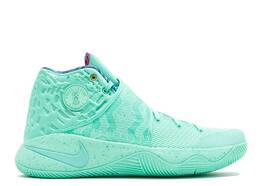 Nike: Зелёные кроссовки  Kyrie 2