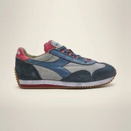 Diadora: Серые кроссовки Heritage Equipe