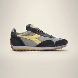 Diadora: Серые кроссовки Heritage Equipe