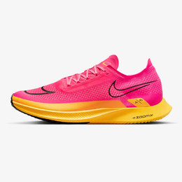 Nike: Розовые кроссовки Zoom Fly