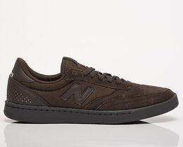 New Balance: Коричневые кроссовки 440