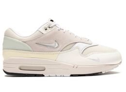 Nike: Белые кроссовки Air Max 1 Premium