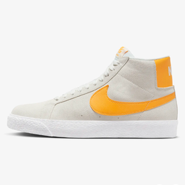 Nike: Белые кроссовки SB Zoom Blazer Mid