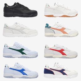 Diadora: Белые кроссовки