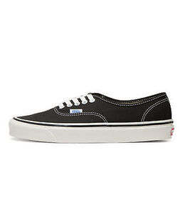 VANS: Чёрные кроссовки Authentic 44 DX