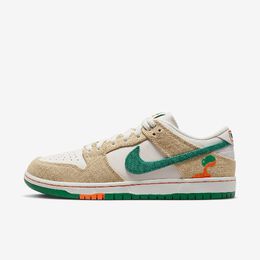 Nike: Оранжевые кроссовки SB Dunk Low