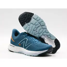 New Balance: Серые кроссовки  Fresh Foam