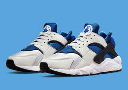 Nike: Голубые кроссовки Air Huarache Run