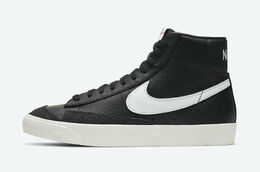 Nike: Чёрные кроссовки Blazer Mid 77 Vintage