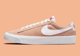 Nike: Бежевые кроссовки SB Zoom Blazer