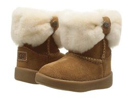 UGG Kids: Сапоги