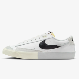 Nike: Белые кроссовки Blazer Low 77