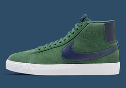 Nike: Зелёные кроссовки SB Blazer Mid