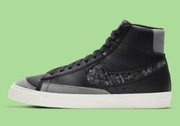 Nike: Чёрные кроссовки Blazer Mid 77