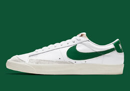 Nike: Белые кроссовки Blazer 77