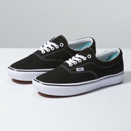 VANS: Чёрные кроссовки Comfycush Era