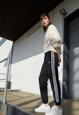 Adidas Originals: Спортивные брюки  Originals