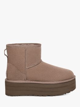 UGG: Коричневые угги