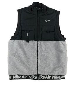 Nike: Чёрный жилет Sportswear