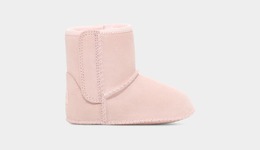 UGG: Обувь