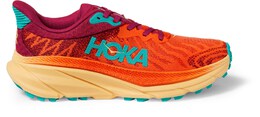 HOKA: Красные кроссовки 