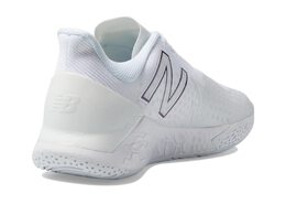 New Balance: Кроссовки  Fresh Foam