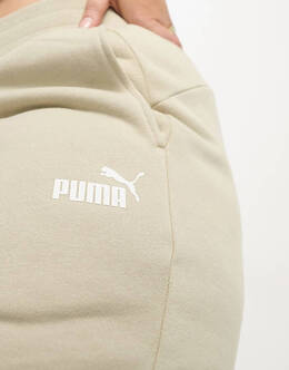 PUMA: Зелёные брюки  Plus Essentials