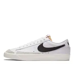 NIKE: Белые кроссовки Blazer Low 77