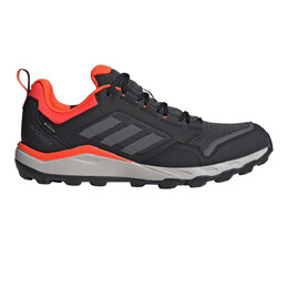Adidas: Чёрные кроссовки  Terrex