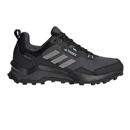Adidas: Чёрные кроссовки  Terrex