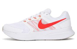 Nike: Кроссовки 