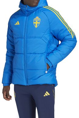 Adidas: Зимний пуховик