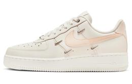 Nike: Белые кроссовки  Air Force 1 Low