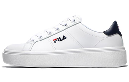 Fila: Белые кроссовки 